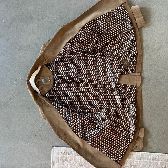 Corduroy brown jacket - Picture 3 of 9